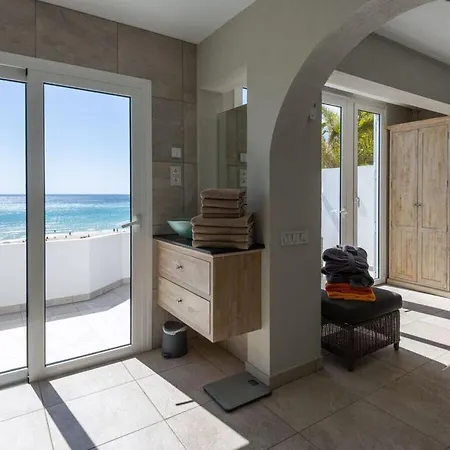 My Dream 2 - On The Beach Holiday home *